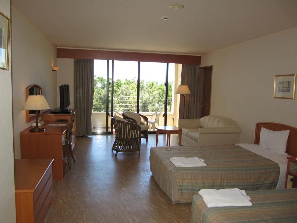 La Teada Ishigaki Resort Kawahira Zimmer foto